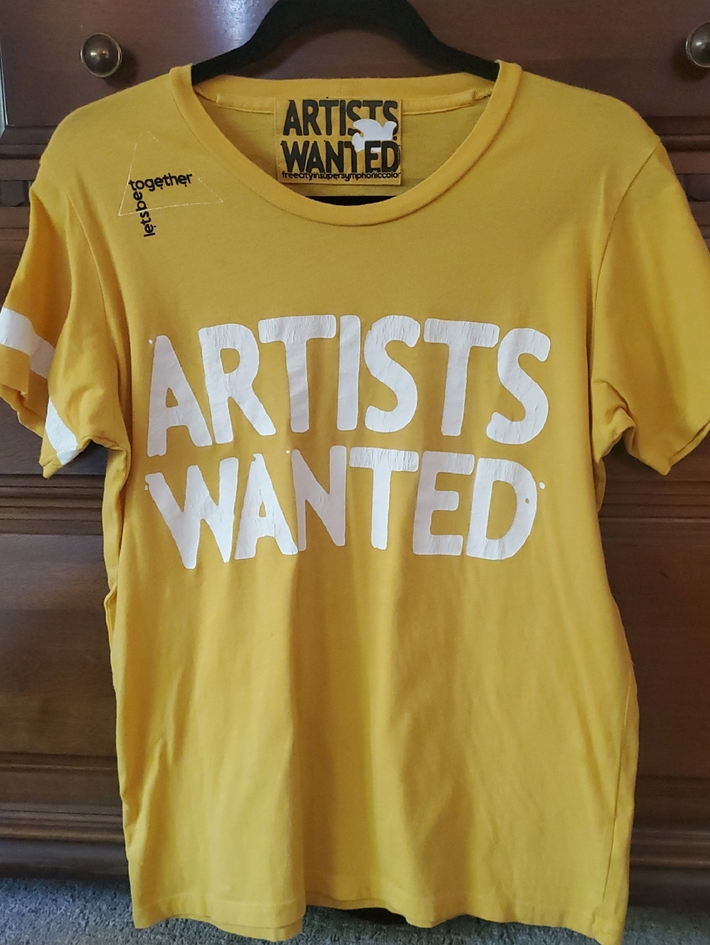 Free City Artists Wanted Yellow Graphic Tee Vintage